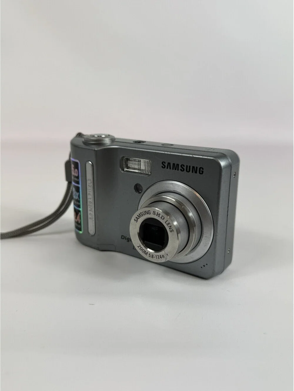 Samsung Digimax D53 5.0 Megapixels Digital Camera Parts Or Repair Only